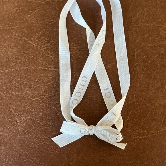 Gucci Silver Paper Shopping Bag with Ribbon - Picture 11 of 12